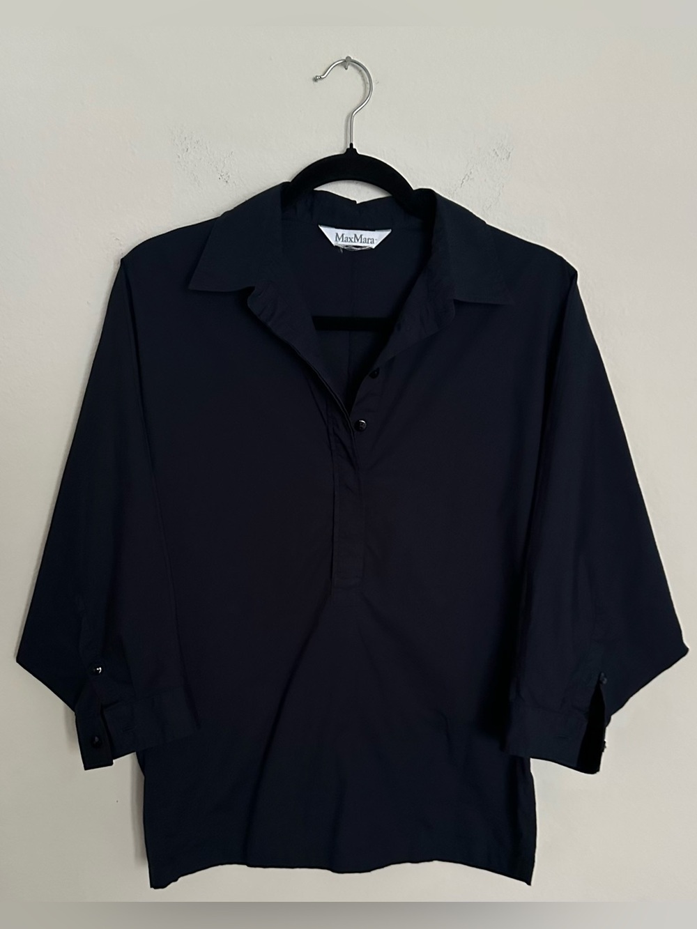 MaxMara Navy Relaxed Button-Front Blouse - Picture 4 of 13